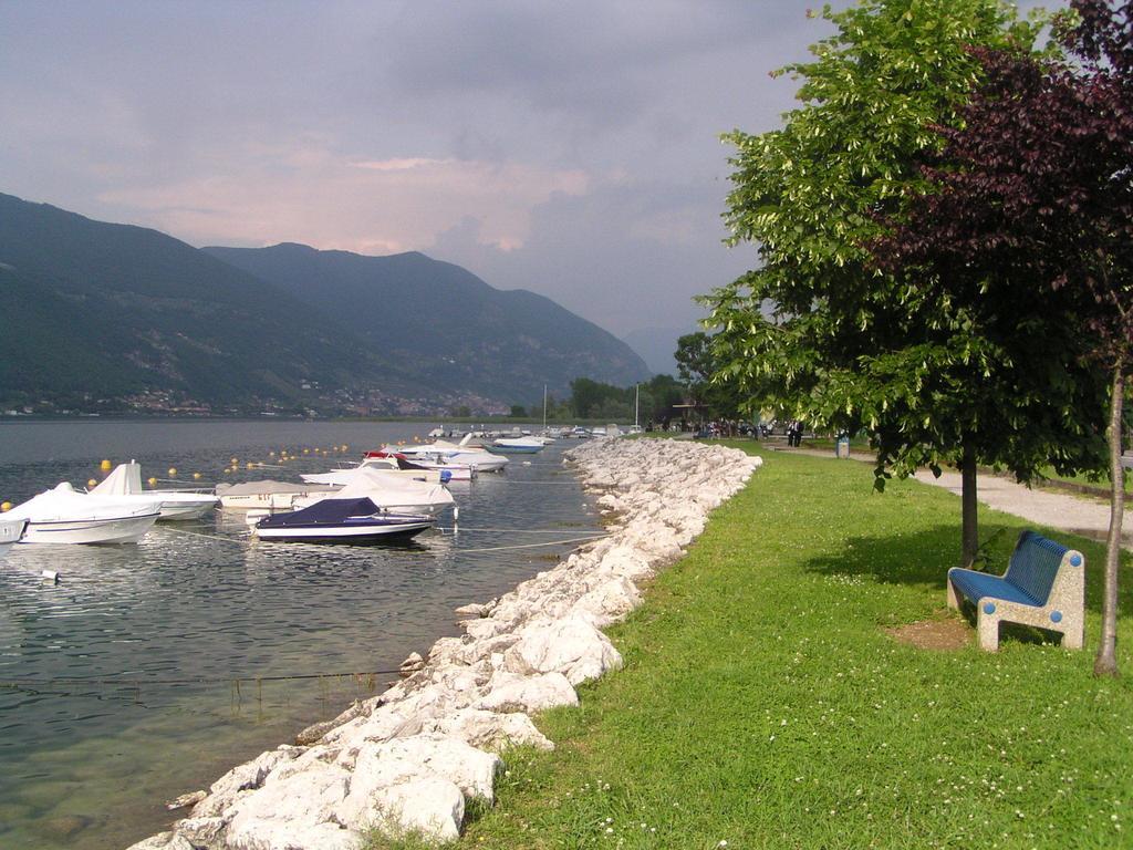 B&B Aria Di Lago 파라티코 외부 사진
