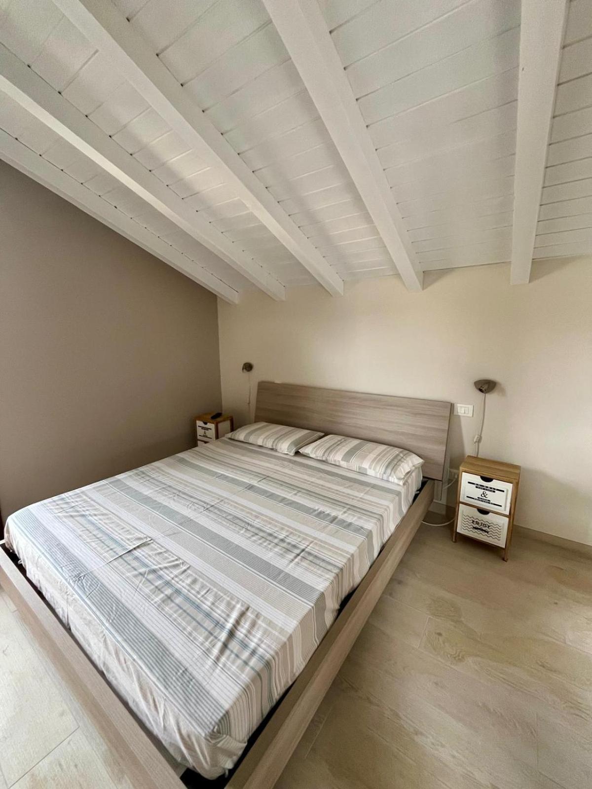 B&B Aria Di Lago 파라티코 외부 사진