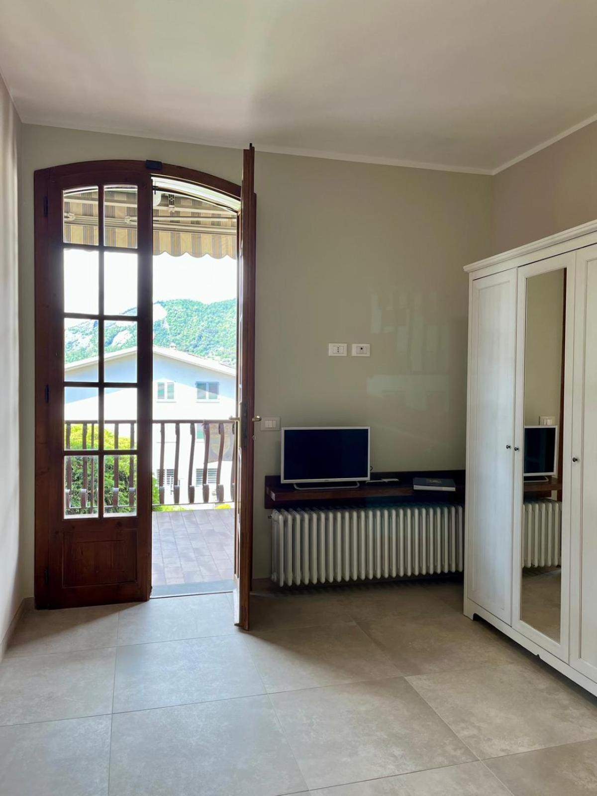 B&B Aria Di Lago 파라티코 객실 사진
