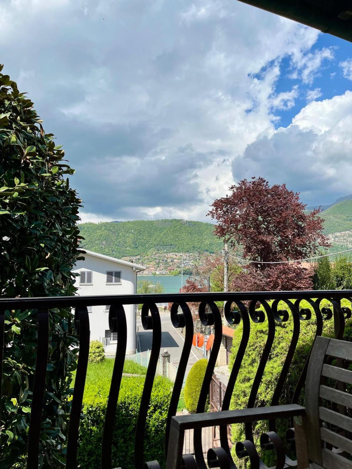B&B Aria Di Lago 파라티코 객실 사진
